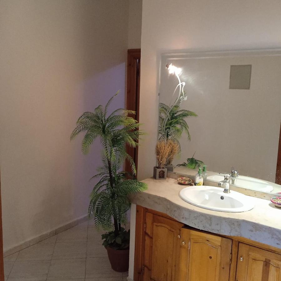 Raha Apartment Fez Bagian luar foto